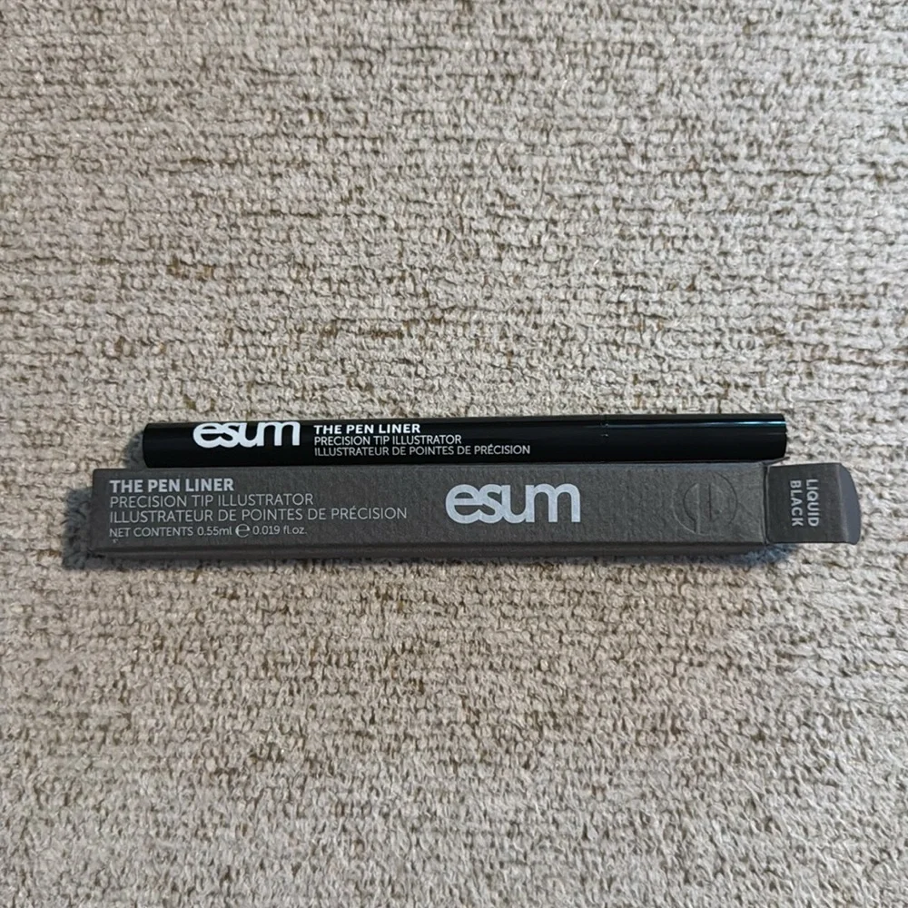 ESUM The Pen Liner Liquid Eyeliner Black Waterproof Precision Tip NWT